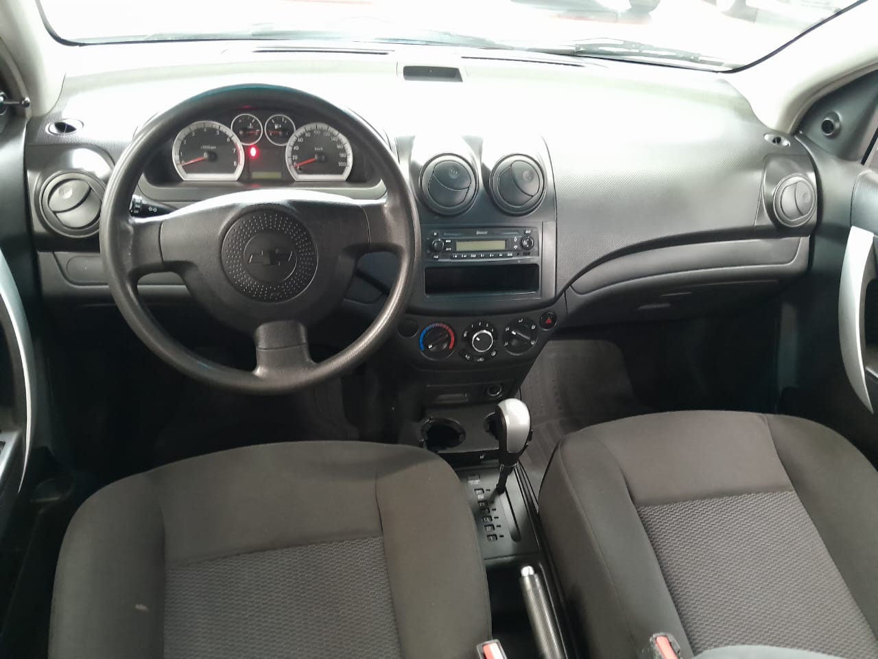 Chevrolet Aveo Lt 2016 At
